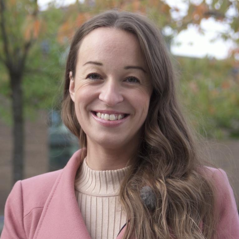 Beate Goldschmidt-Gjerløw Beate Goldschmidt-Gjerløw, statsviter og forsker ved Universitetet i Agder