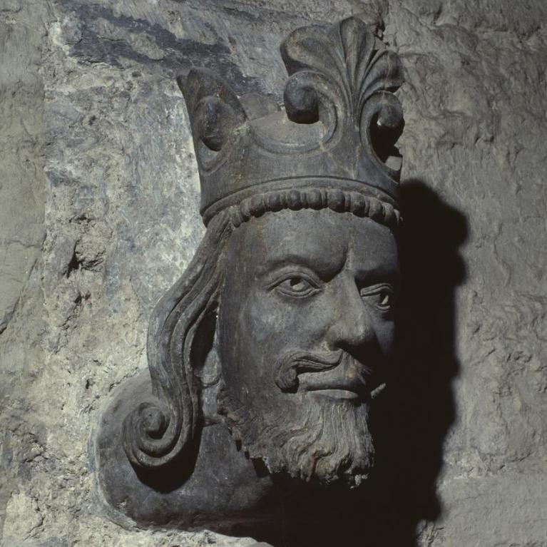 Skulptur av Magnus Lagabøte, Stavanger domkirke