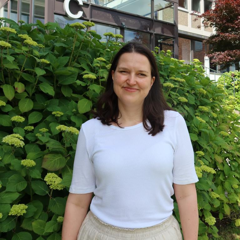 Johanne Rokke Elvebakken Johanne Rokke Elvebakken, stipendiat ved Senter for tverrfaglig kjønnsforskning, UiO
