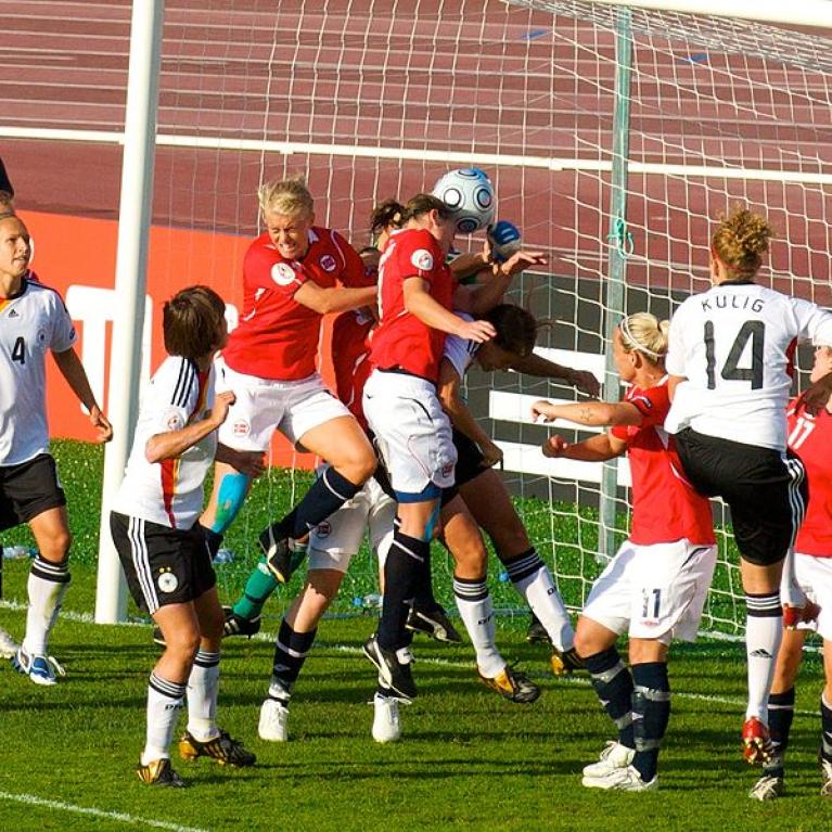 Arabic women's football: supported by the regime, but still breaking social  norms